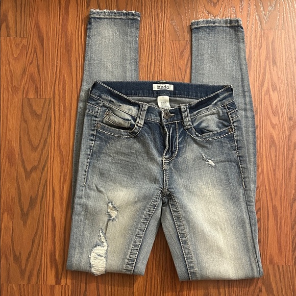 Mudd Ripped Skinny Jeans - Picture 4 of 13